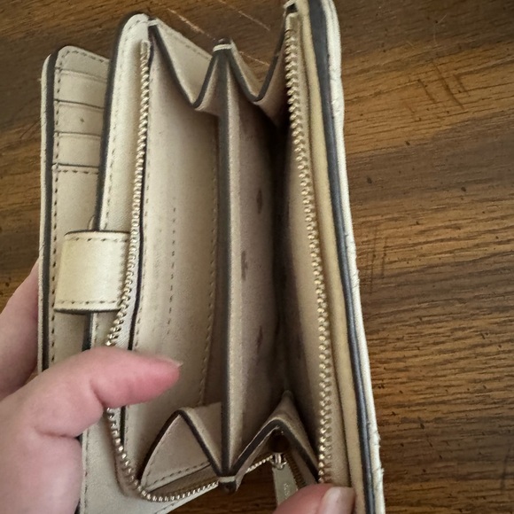 Kate Spade Carey Quilted Wallet in Cream - Picture 3 of 3